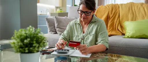 TackleCreditCardDebtBeforeHolidaySpendingHits link to blog post Never Too Early: Tackle Credit Card Debt Before Holiday Spending Hits